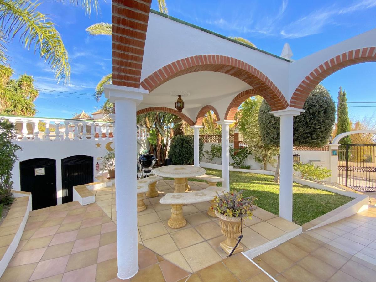 Villa Sandra Al Fresco Apartment Nerja Bagian luar foto