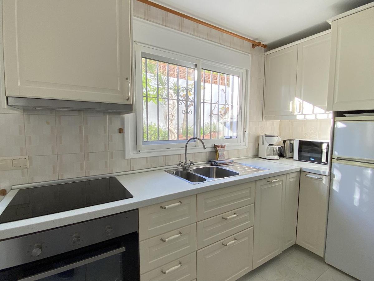 Villa Sandra Al Fresco Apartment Nerja Bagian luar foto
